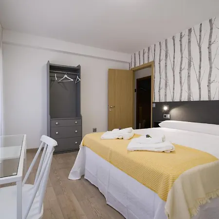 Ferradura 3*